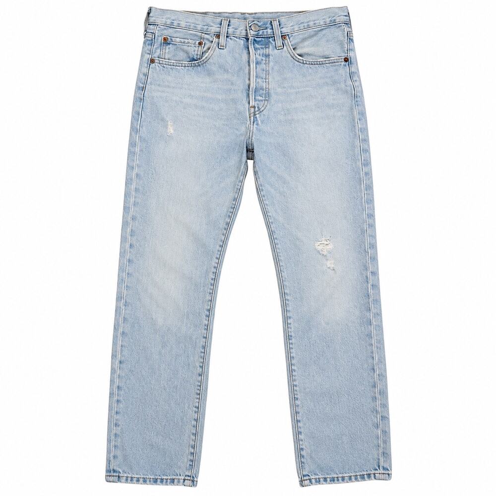 Levi’s 501 Light Blue high waisted relaxed skinny Cotton Jeans. Women’s 30